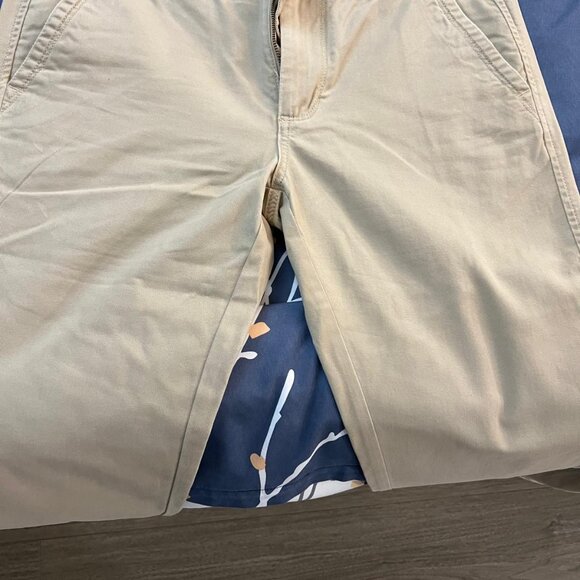 3 Chinos - Picture 4 of 6